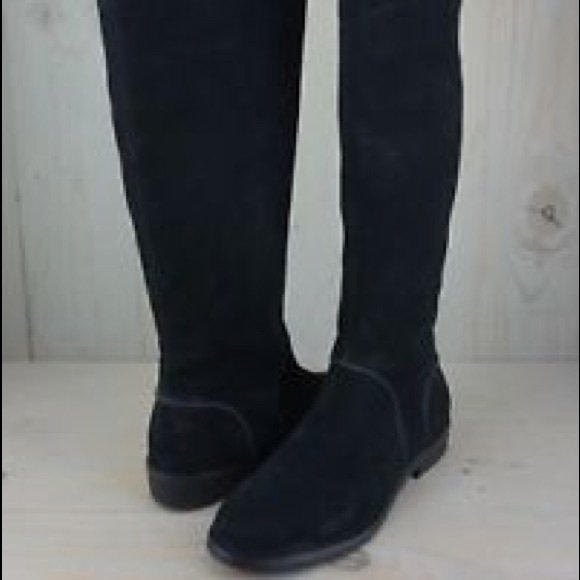 UGG Knee High Boots - Picture 1 of 2